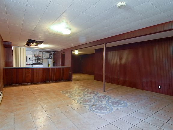 4th image of 2400 Hermon Ave