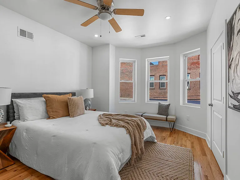 5118 Chancellor St — Photo 31