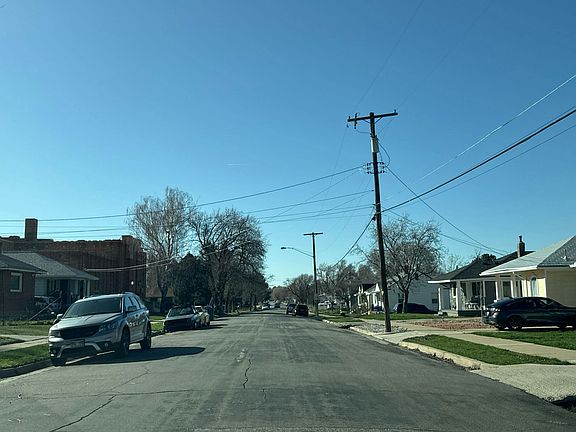 4th image of 988 Jefferson Ave