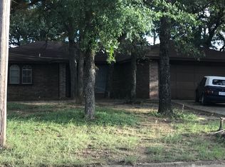 4112 Arbor St, Fort Worth, TX 76119