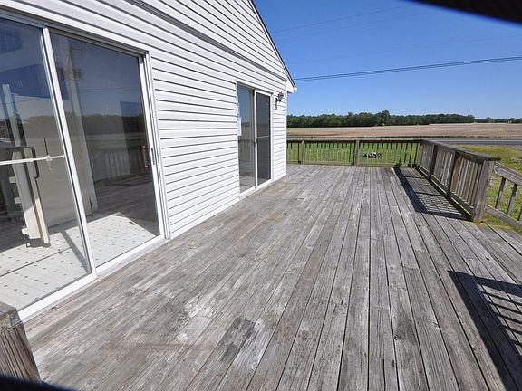 Exterior Features