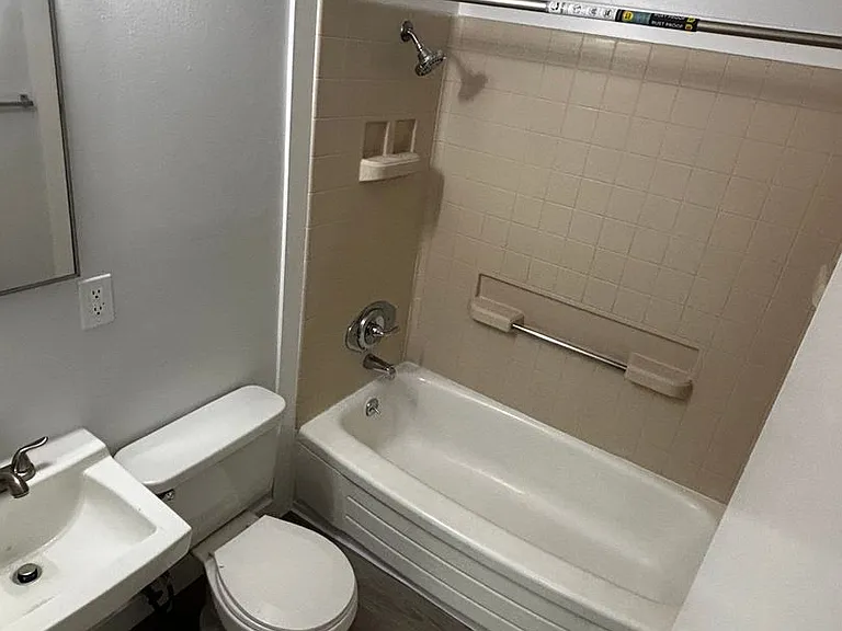 1230 Brookside Drive — Photo 23
