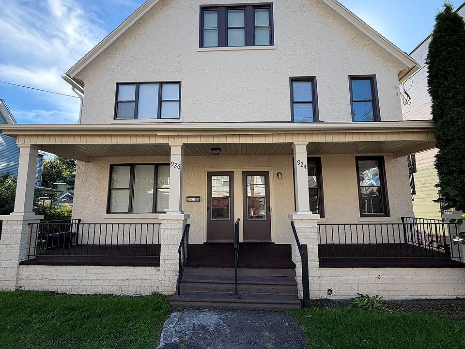 1st image of 924 Green Ridge St Unit 924