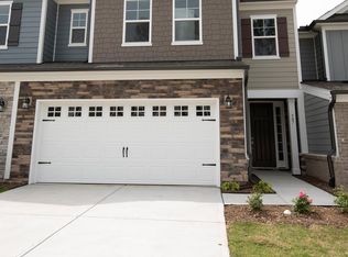 907 Haybeck Ln, Apex, NC 27523