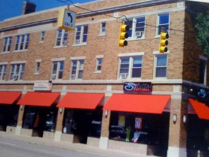 103 N Center St