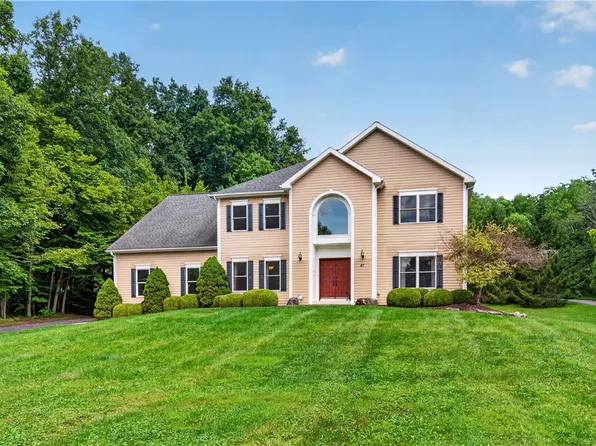 87 Olde Towne Rd, Ithaca, NY 14850