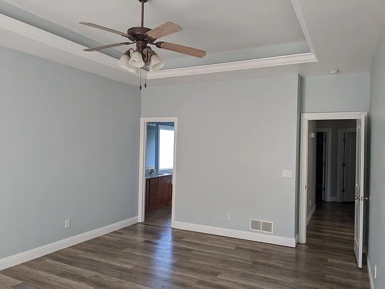 915 Golden Eye Ct — Photo 15
