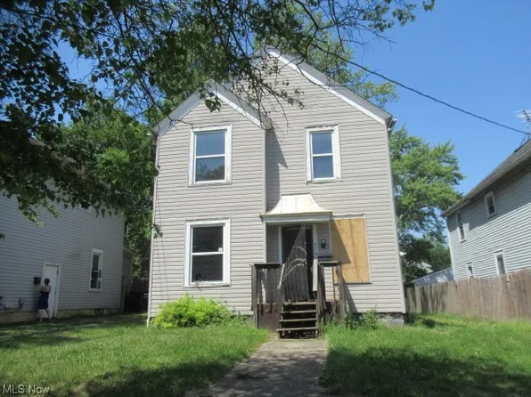 806 Amherst St, Akron, OH 44311