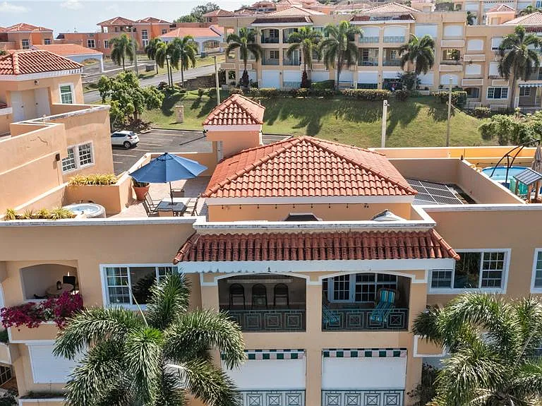 1 Costa Dorada #B303 — Photo 1