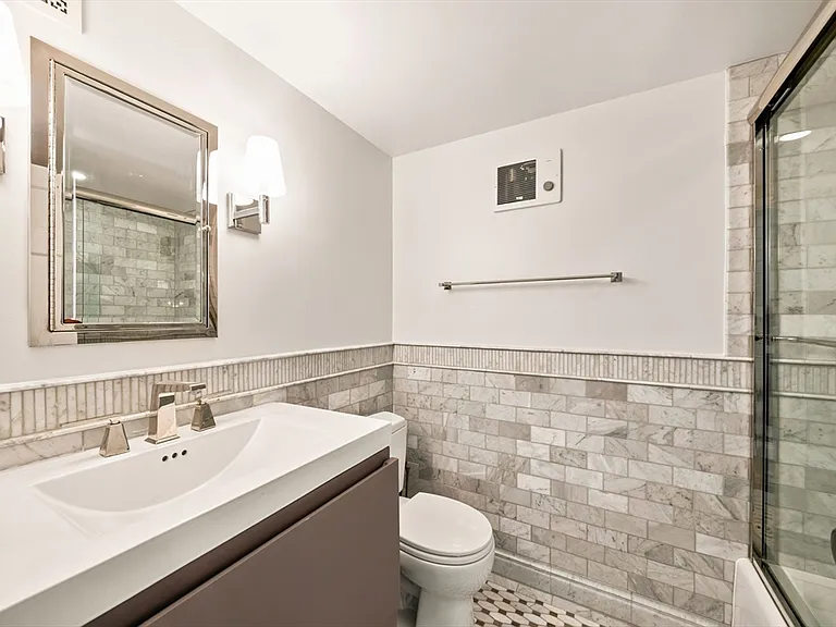 19 Chauncy St #4B — Photo 16