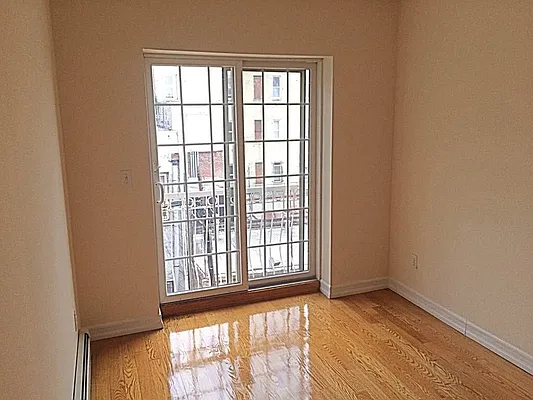 Rented by Urban Realty NYC | media 12