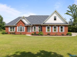 10214 New Cut Rd, Athens, AL 35611