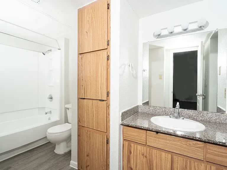 Reserve at 63 Sixty Three — Photo 9