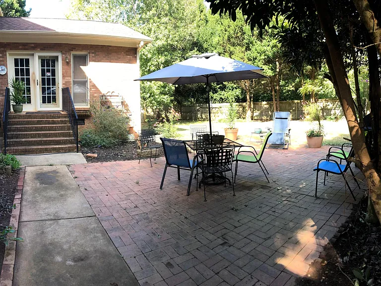 1444 Freedom Ct — Photo 8