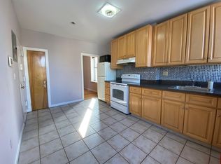 527 Metropolitan Ave APT 3, Brooklyn, NY 11211
