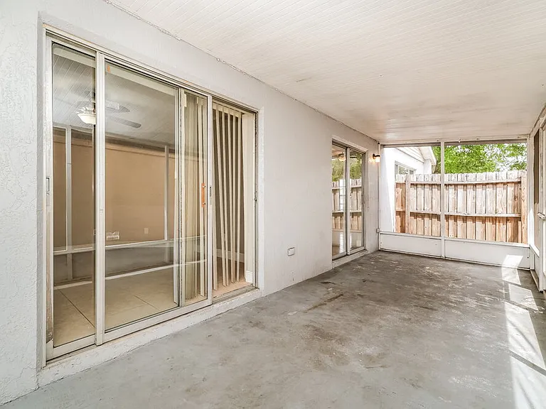 11105 Cherrywood Ln — Photo 15