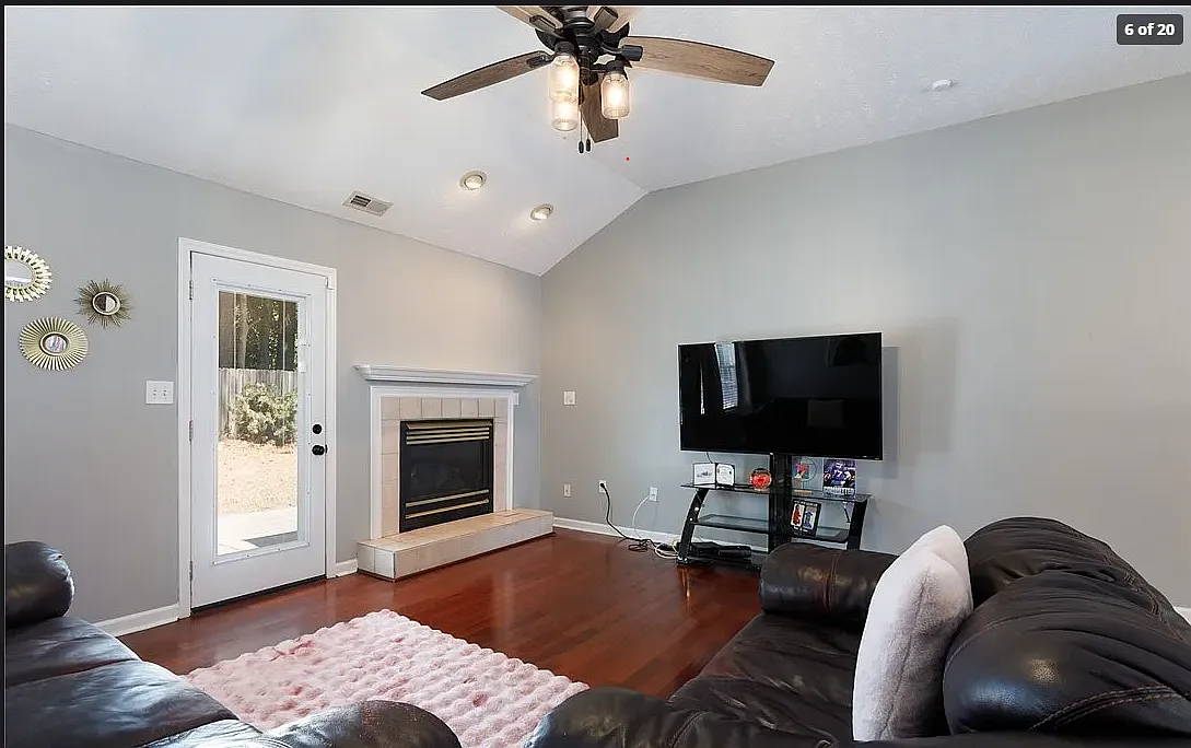 3 bed, 1701 sqft, $1,900 — Photo 3