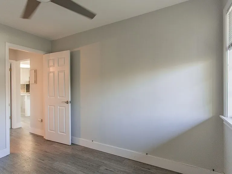 2401 Walnut St #6 — Photo 15