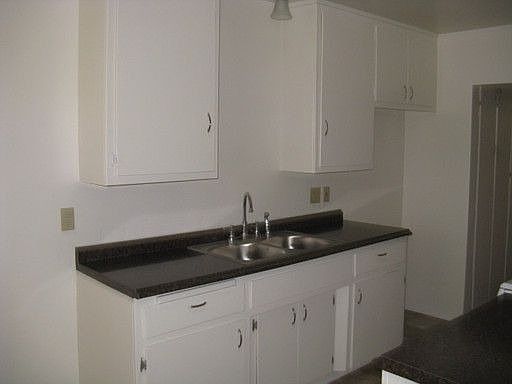 2nd image of 6318 Comstock Ave APT 5