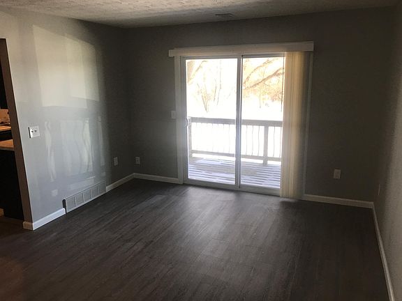 4th image of 542 Old State Route 74 APT 6