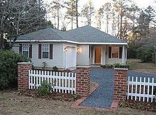 760 S Ashe St, Southern Pines, NC 28387