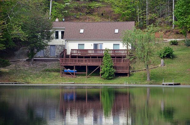 1st image of 1273 Lakeshore Ln #00