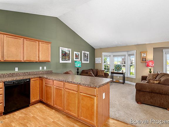 5th image of 7344 Alycia Dr