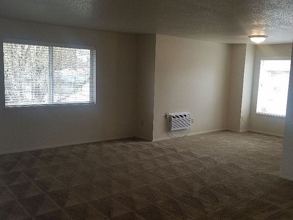 2nd image of 1026-1062 Ring St NE #1052