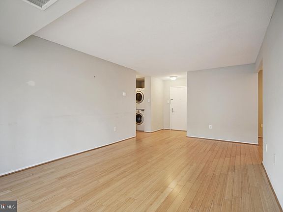 5th image of 4500 S Four Mile Run Dr APT 607