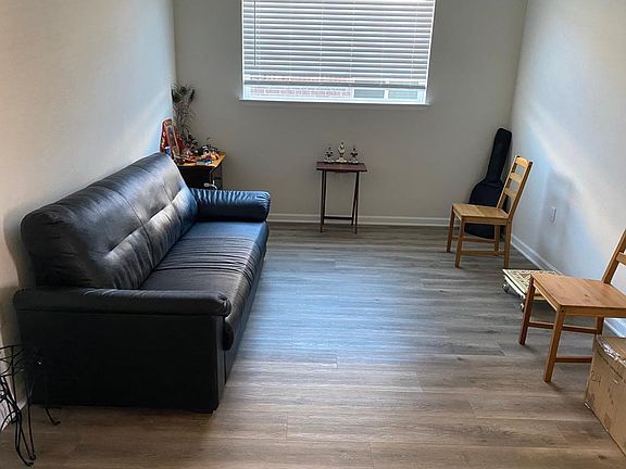 4th image of 7108 Poulain Dr