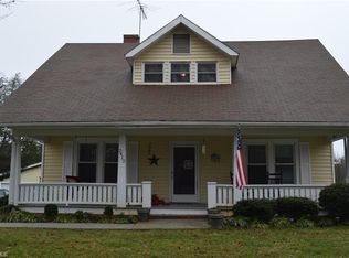 2412 Wards Gap Rd, Mount Airy, NC 27030