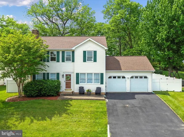 74 Byron Dr, Smithsburg, MD 21783