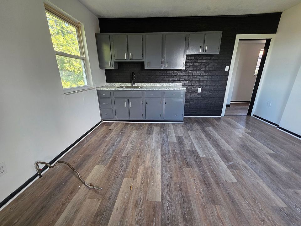 1st image of 114 Wilbert St Floor 2