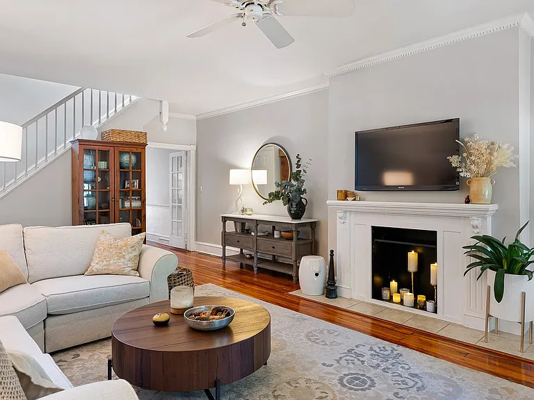 1020 Wawaset St — Photo 4