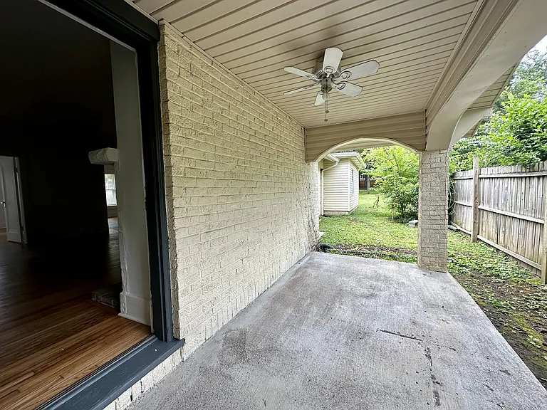 4208 Murphy Rd — Photo 14