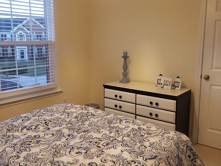 7720 Raynor Rd — Photo 17