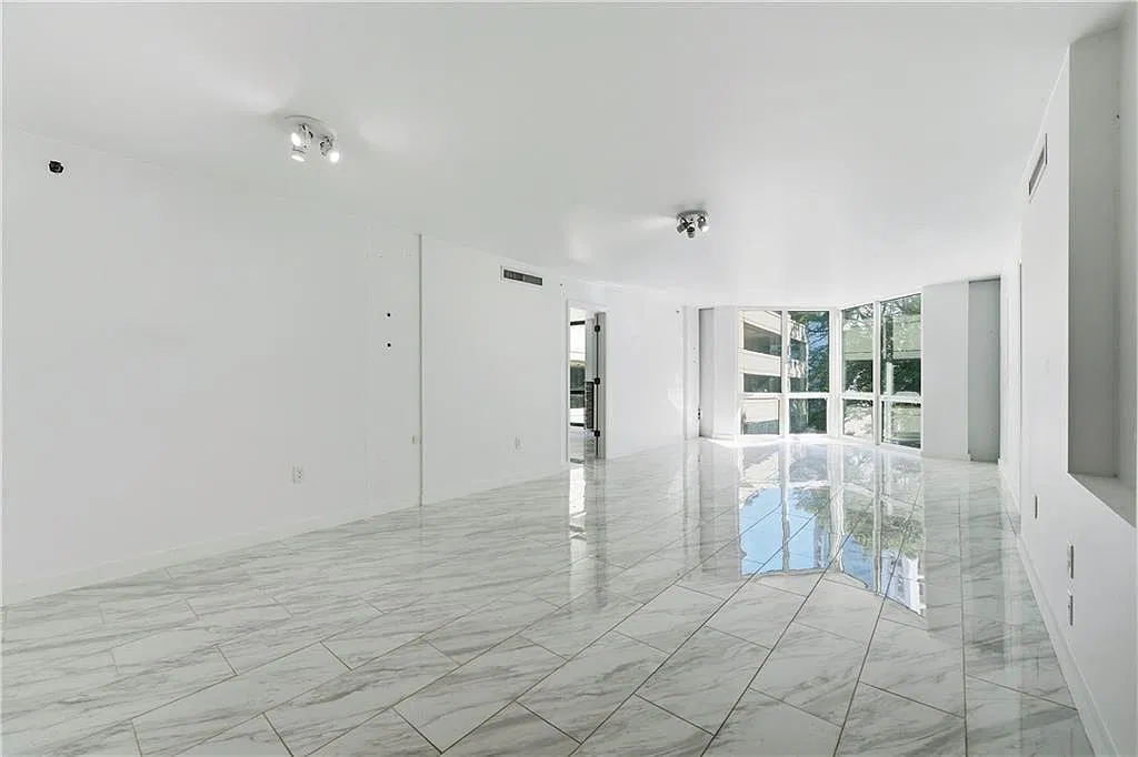 2 bed, 2.0 bath, 1228 sqft, $2,200 — Photo 4