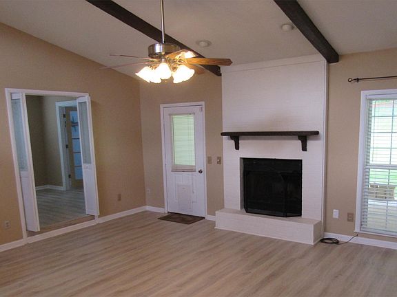 3rd image of 307 Lake Oliver Dr