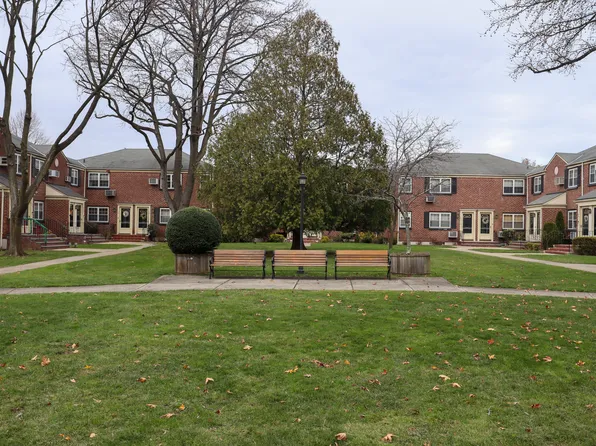 211-07 73rd Avenue image 2 of 6