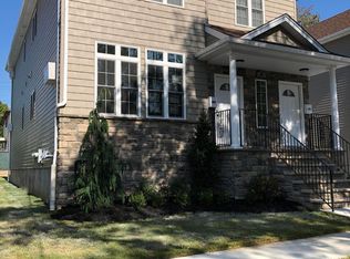 81 7th St, Staten Island, NY 10306