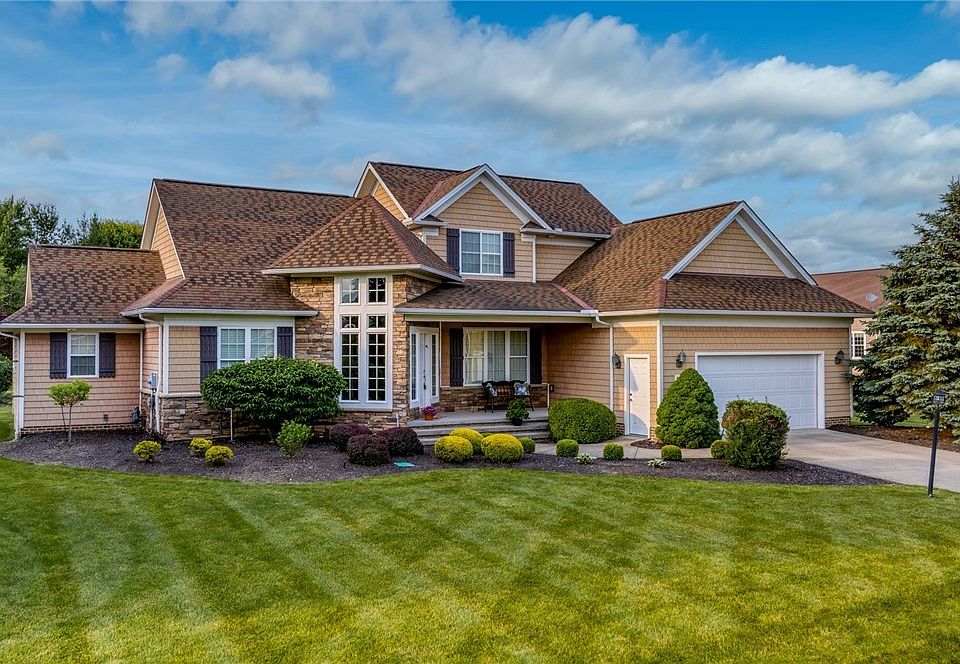 1st image of 36965 Wexford Dr