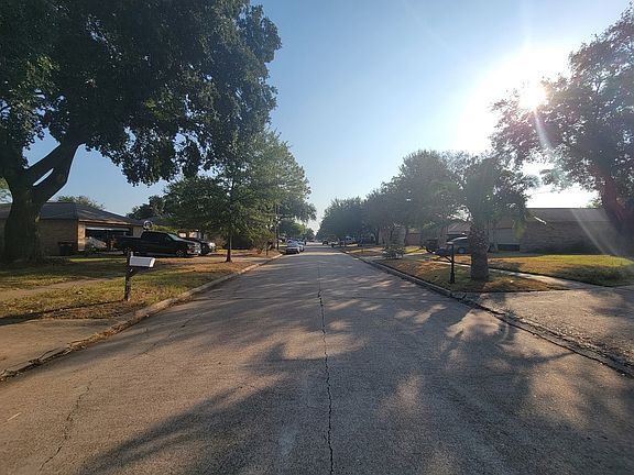 4th image of 24026 Silversmith Ln