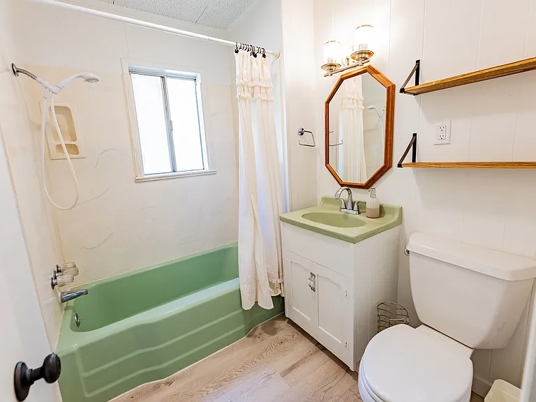 3227 Salton Vista Dr — Photo 17