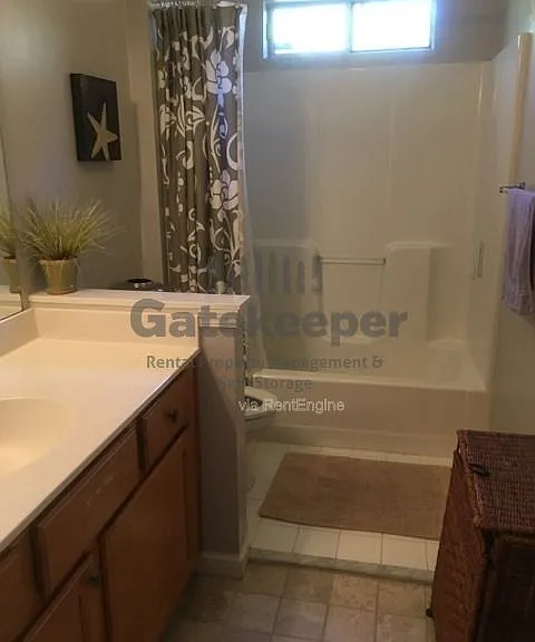 135 Overlook Ct — Photo 14