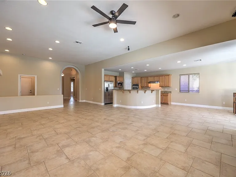 8347 Campbell Springs Ave — Photo 13