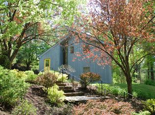 12 N Church St, Stockbridge, MA 01262