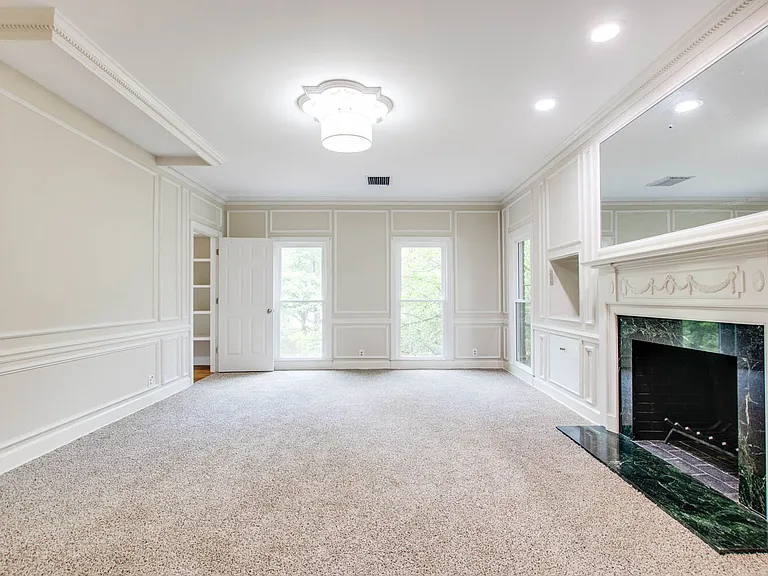 1306 SE Broad St — Photo 30