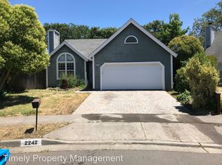 2242 Ironbark Dr, Santa Rosa, CA 95403