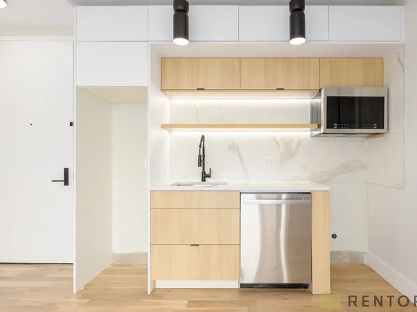 65 4th Avenue image 1 of 11