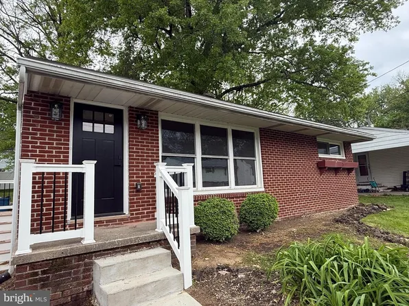404 E New St, Mountville, PA 17554